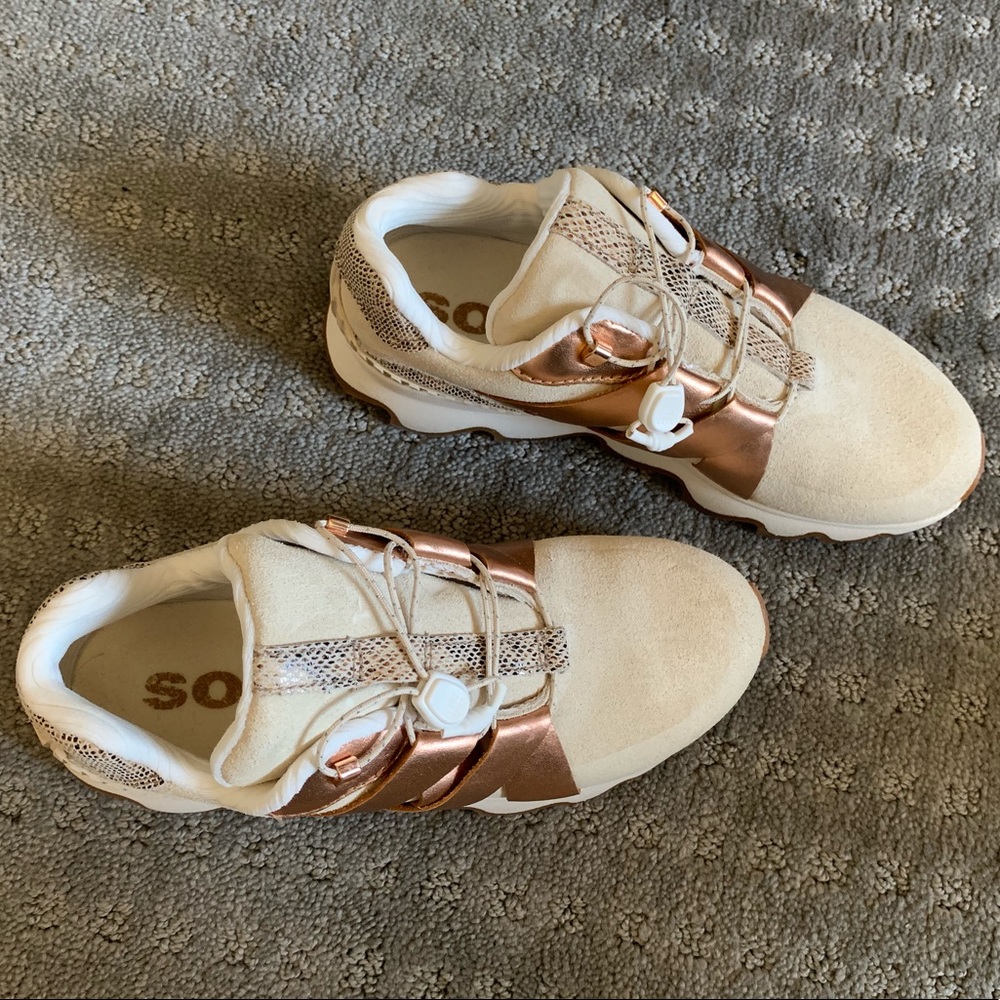 Sorel kinetic speed leather sneakers